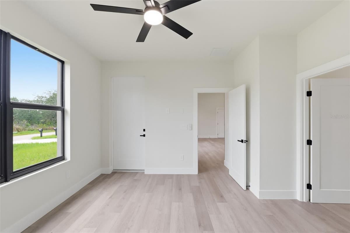 7224 GRANADA BOULEVARD — photo 15 of 30