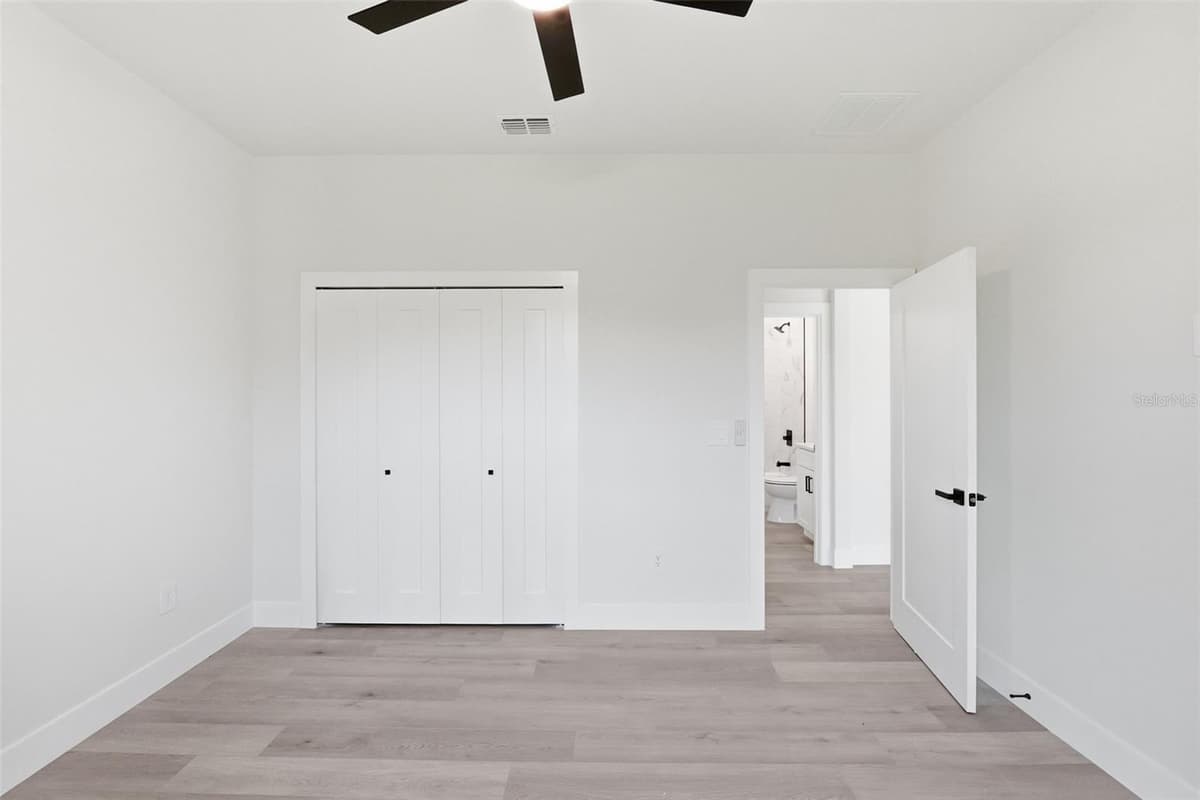 7224 GRANADA BOULEVARD — photo 12 of 30