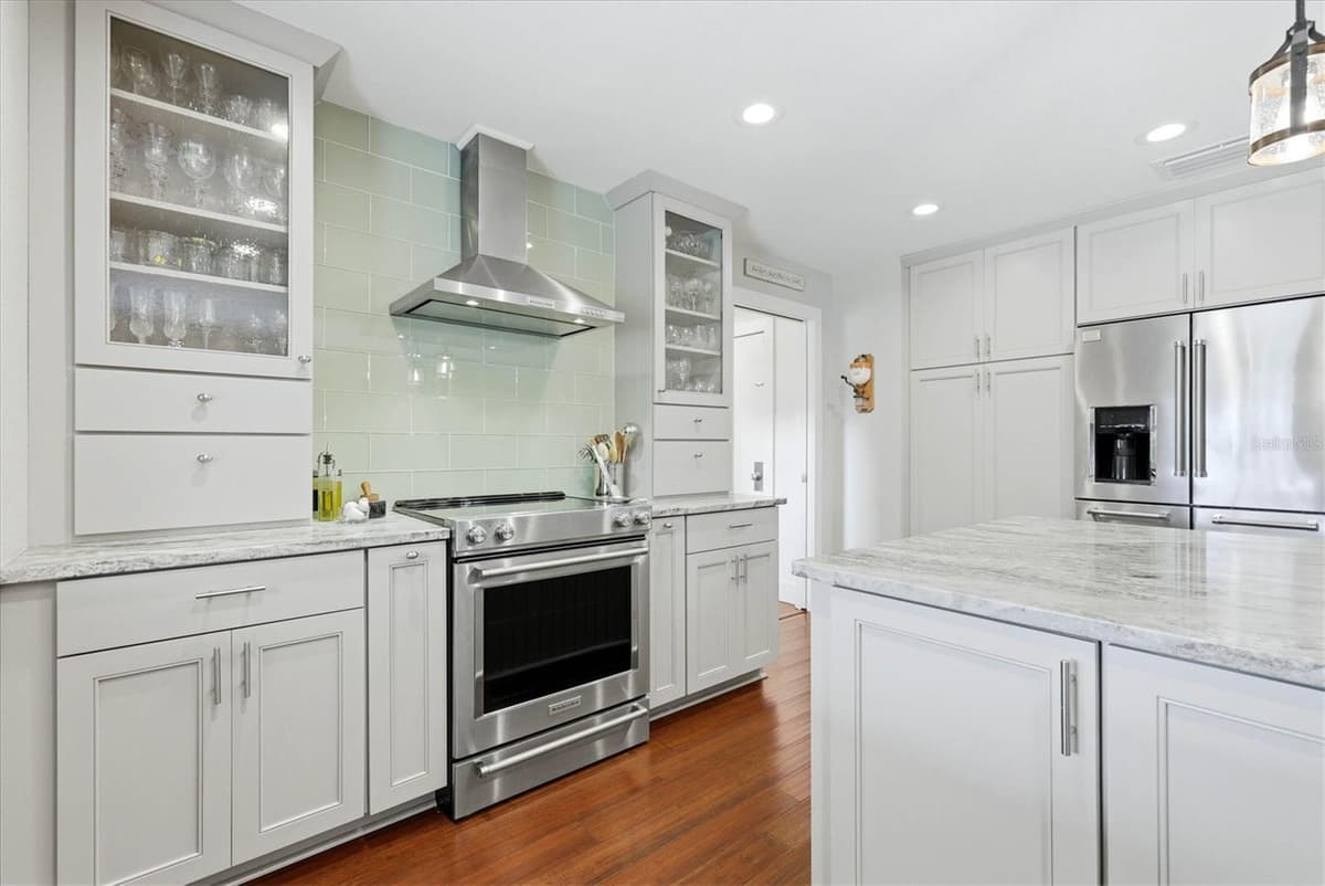 5505 BENEVA WOODS CIRCLE — photo 10 of 38