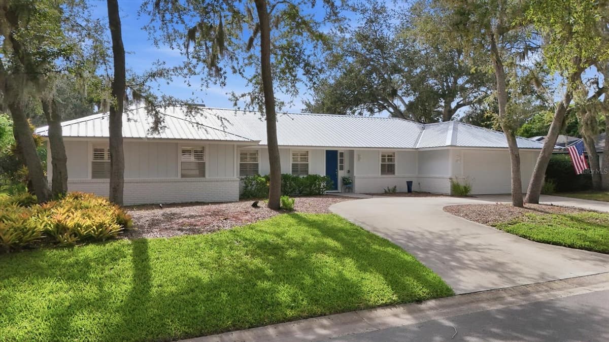 5505 BENEVA WOODS CIRCLE — photo 1 of 38
