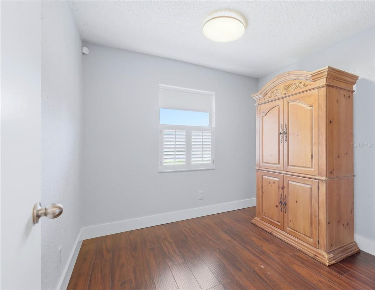 5505 BENEVA WOODS CIRCLE — photo 25 of 38