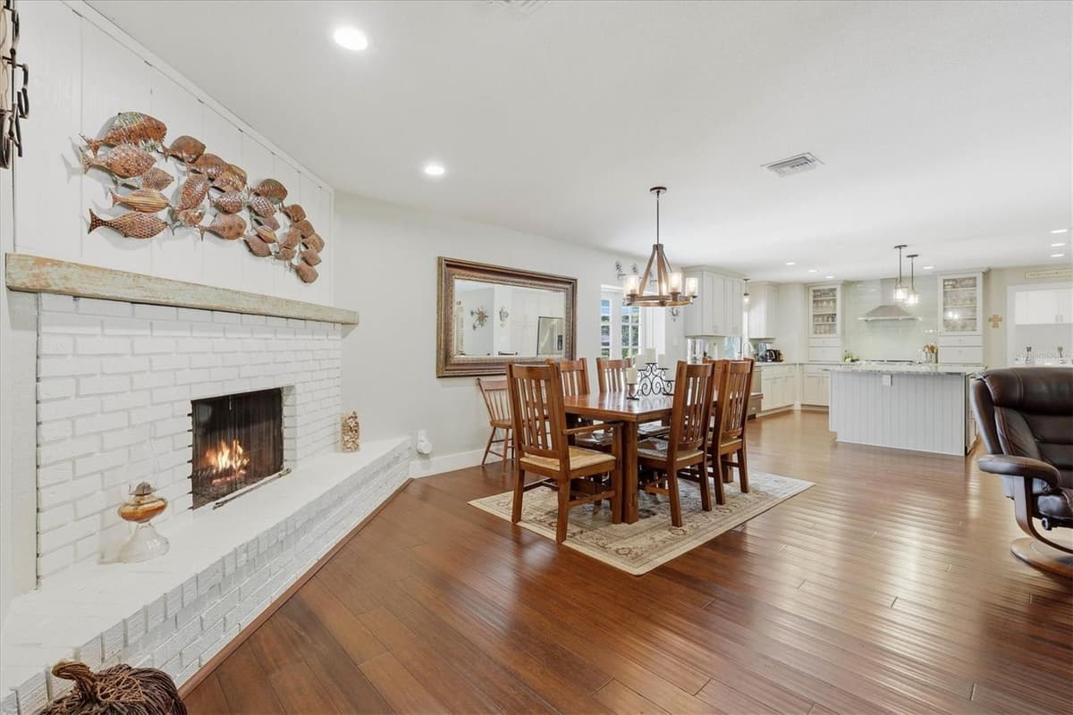 5505 BENEVA WOODS CIRCLE — photo 13 of 38