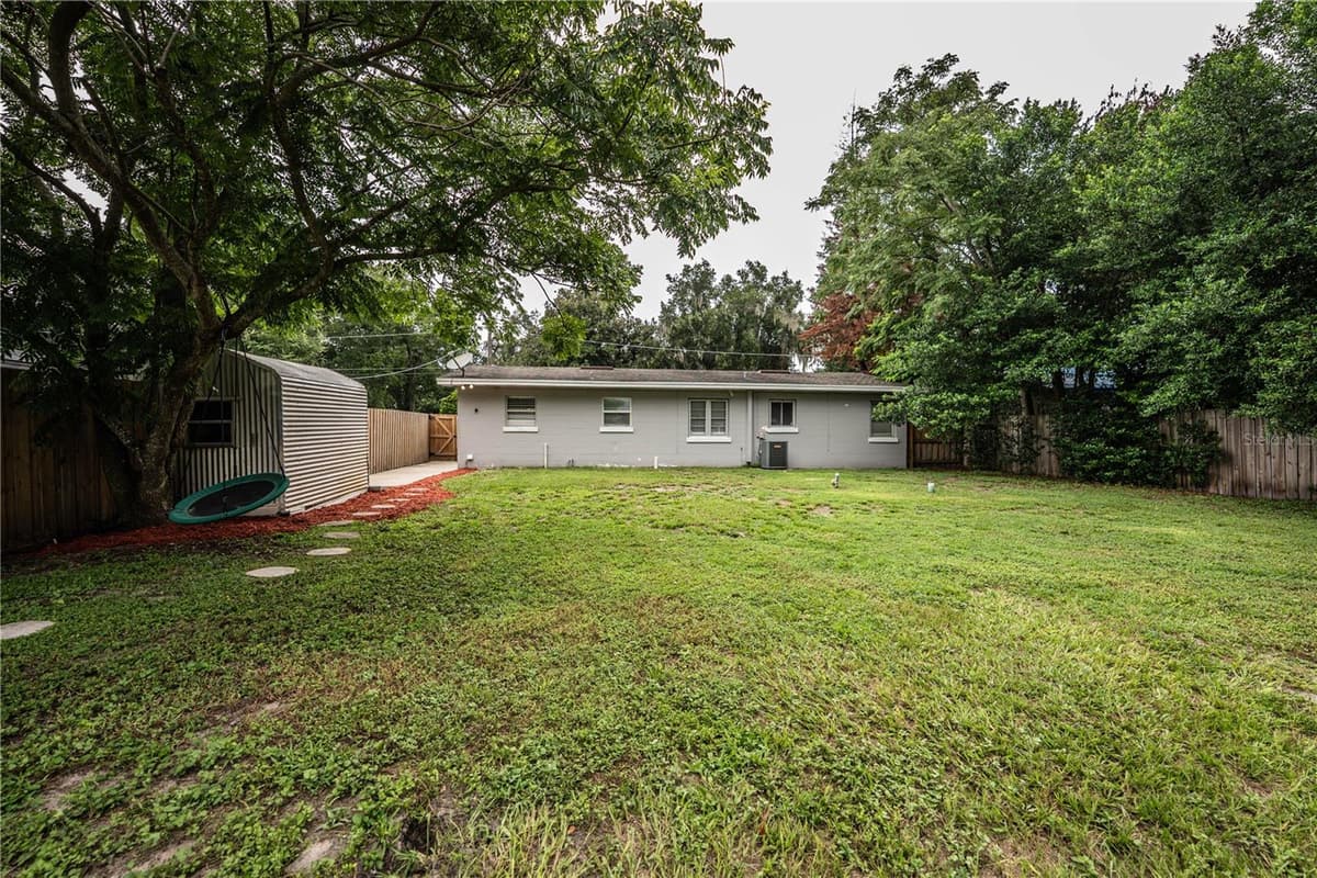 3004 AVENUE S — photo 8 of 35
