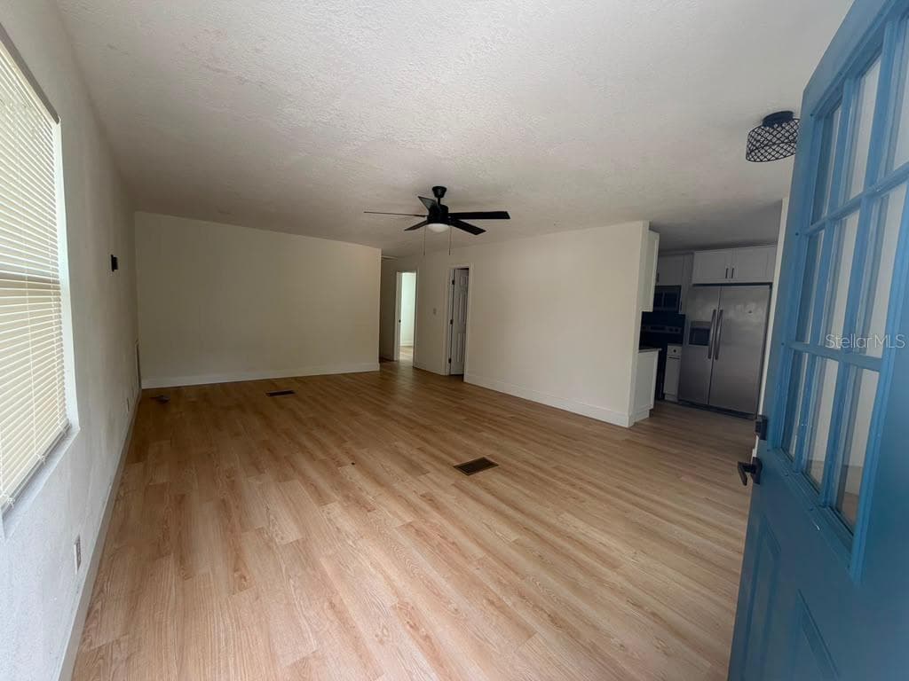 5320 PLUM AVENUE — photo 2 of 28