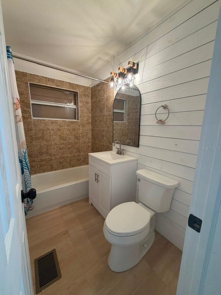 5320 PLUM AVENUE — photo 5 of 28
