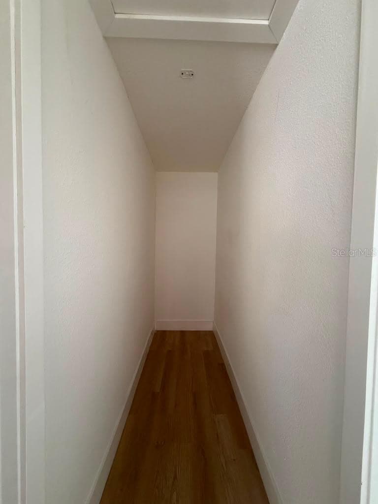 5320 PLUM AVENUE — photo 9 of 28