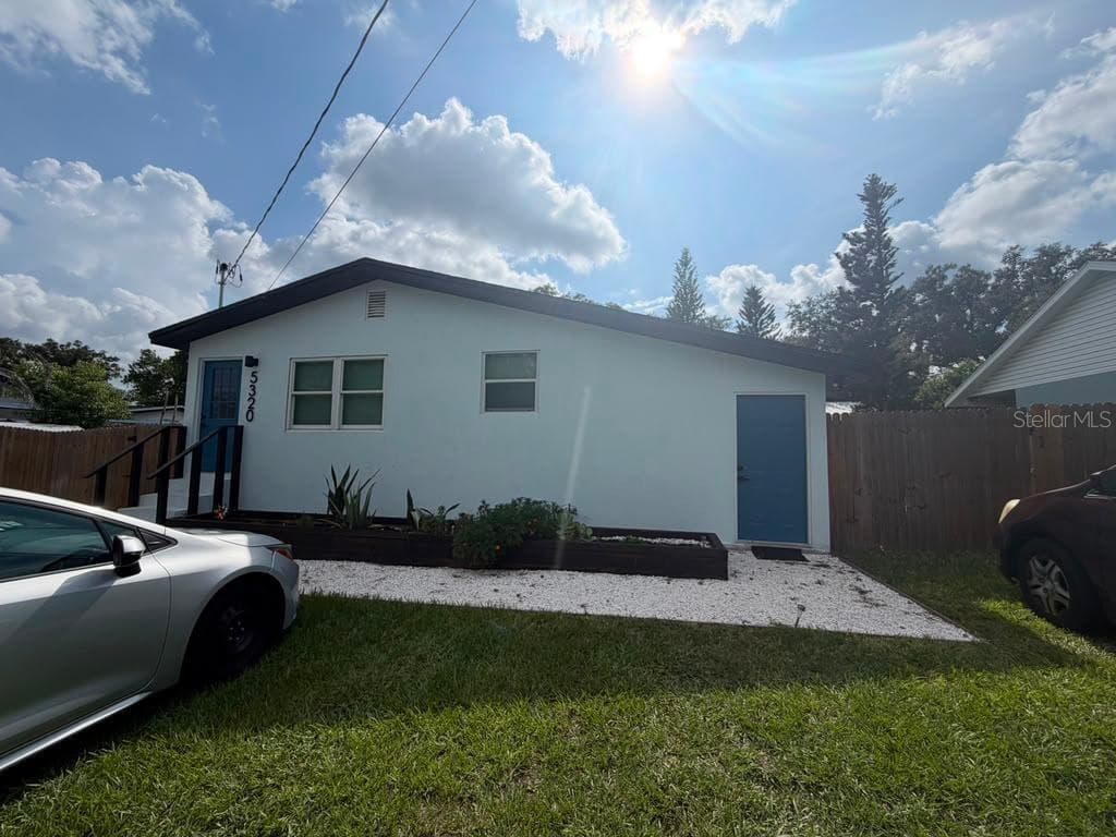 5320 PLUM AVENUE — photo 1 of 28