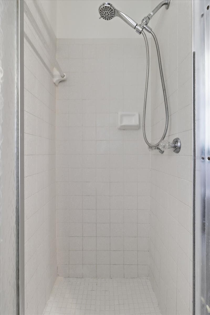 203 LEE STREET — photo 19 of 33