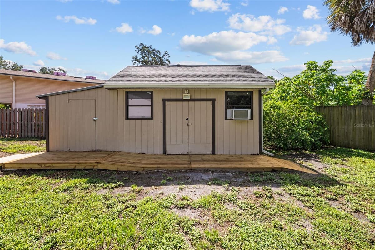 7002 APPLEWOOD COURT — photo 48 of 66