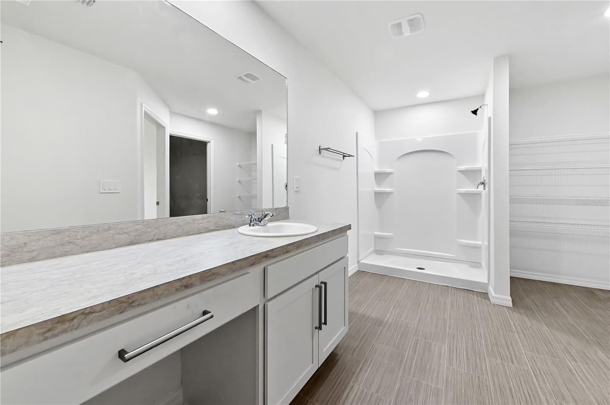 361 THORNHILL DRIVE — photo 33 of 37