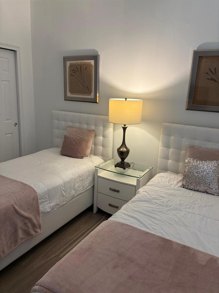 1537 TRANQUIL AVENUE — photo 6 of 31