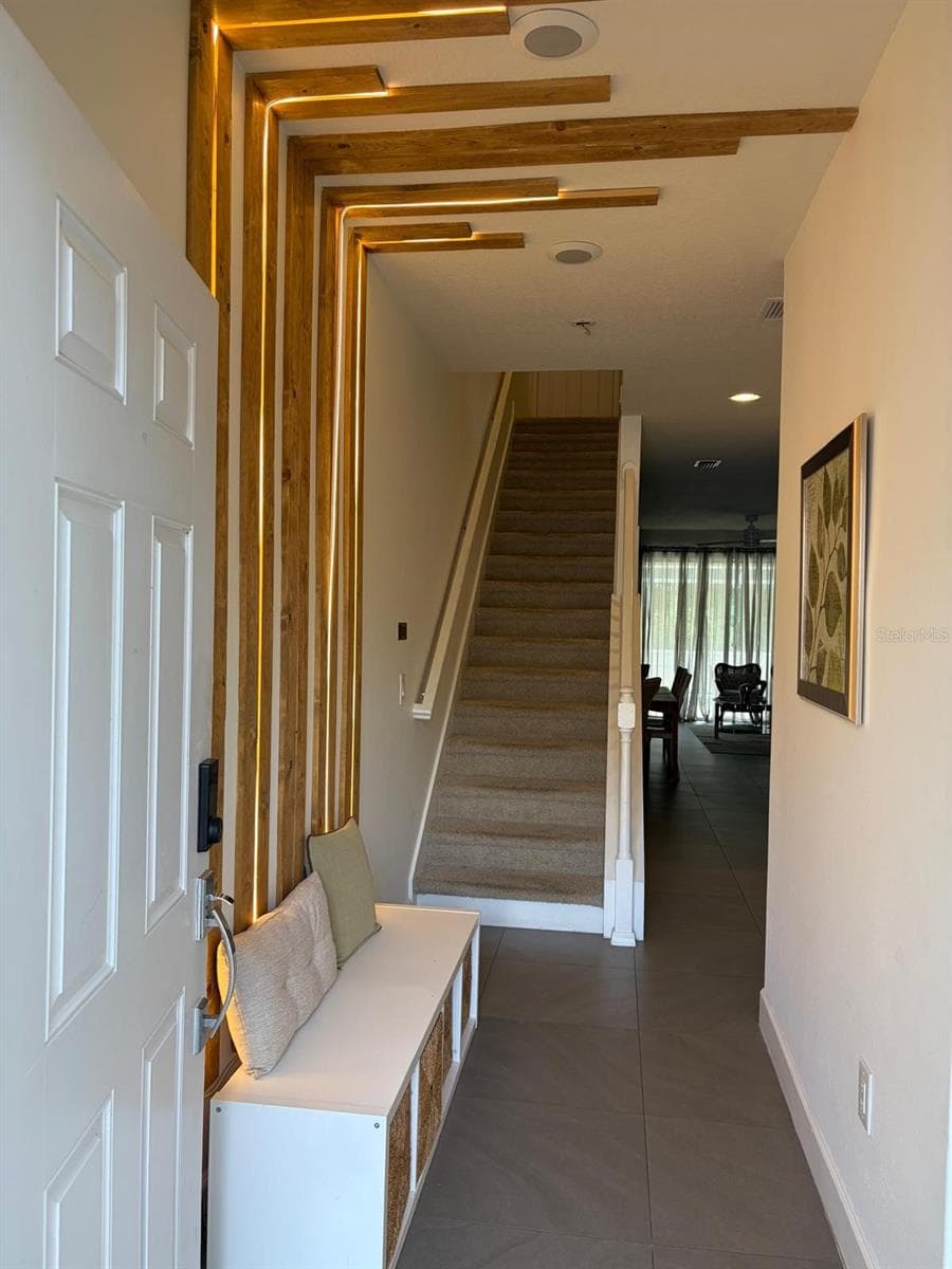 1537 TRANQUIL AVENUE — photo 3 of 31