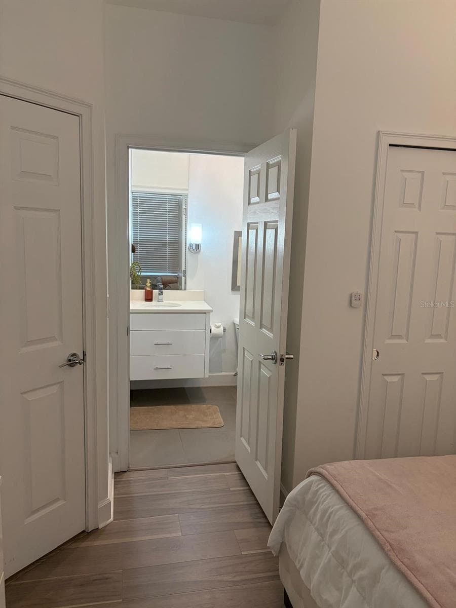 1537 TRANQUIL AVENUE — photo 7 of 31