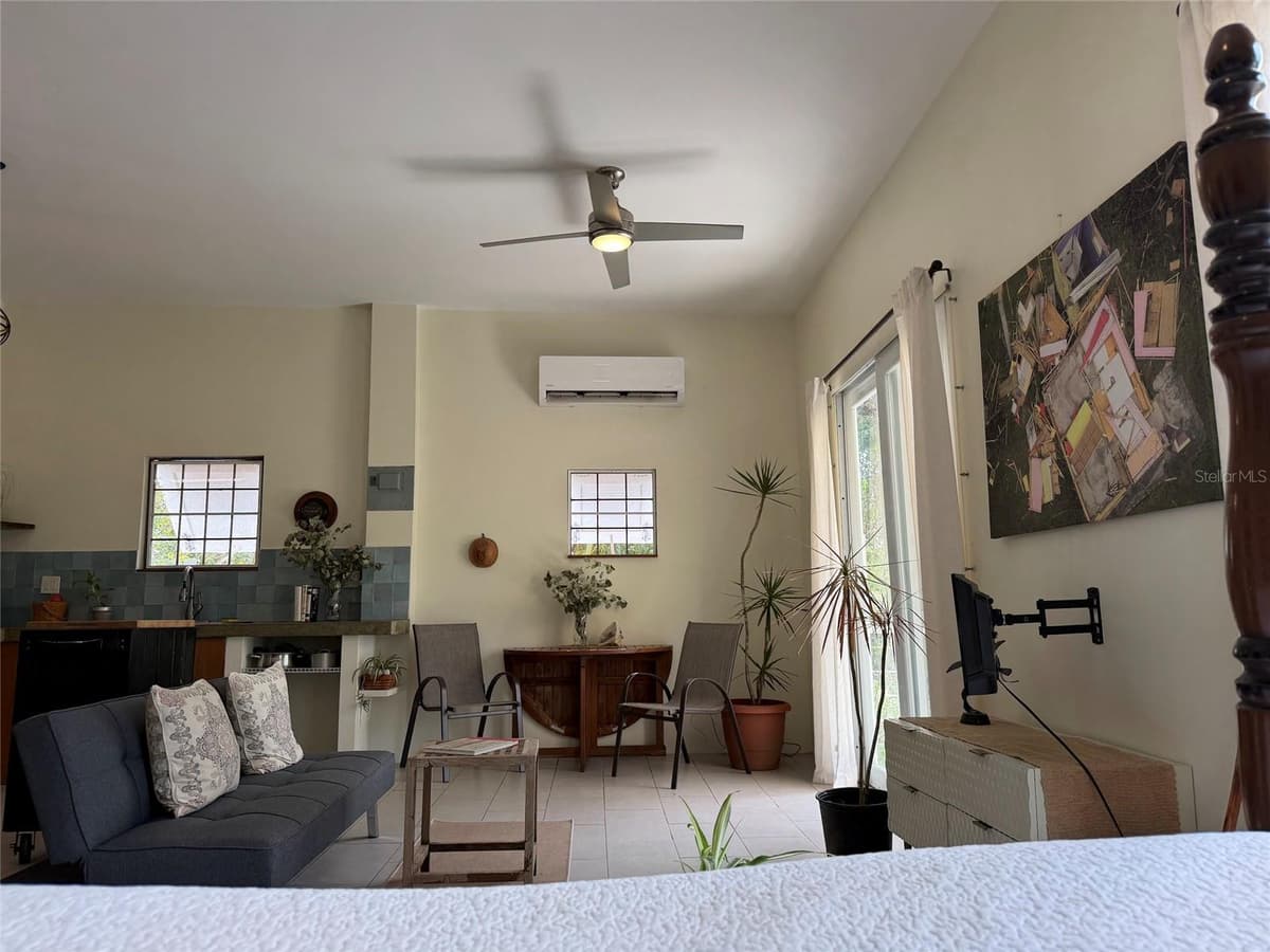311 VILLA BORINQUEN — photo 13 of 25