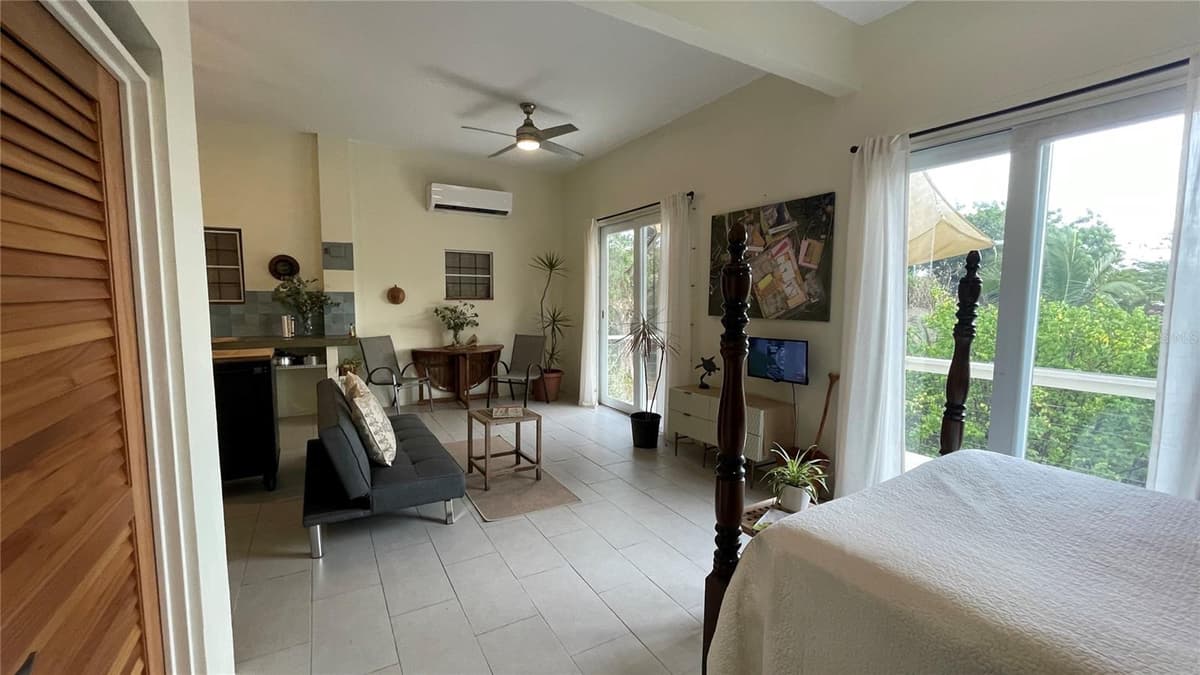 311 VILLA BORINQUEN — photo 17 of 25