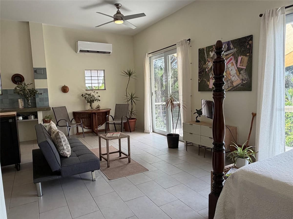311 VILLA BORINQUEN — photo 14 of 25