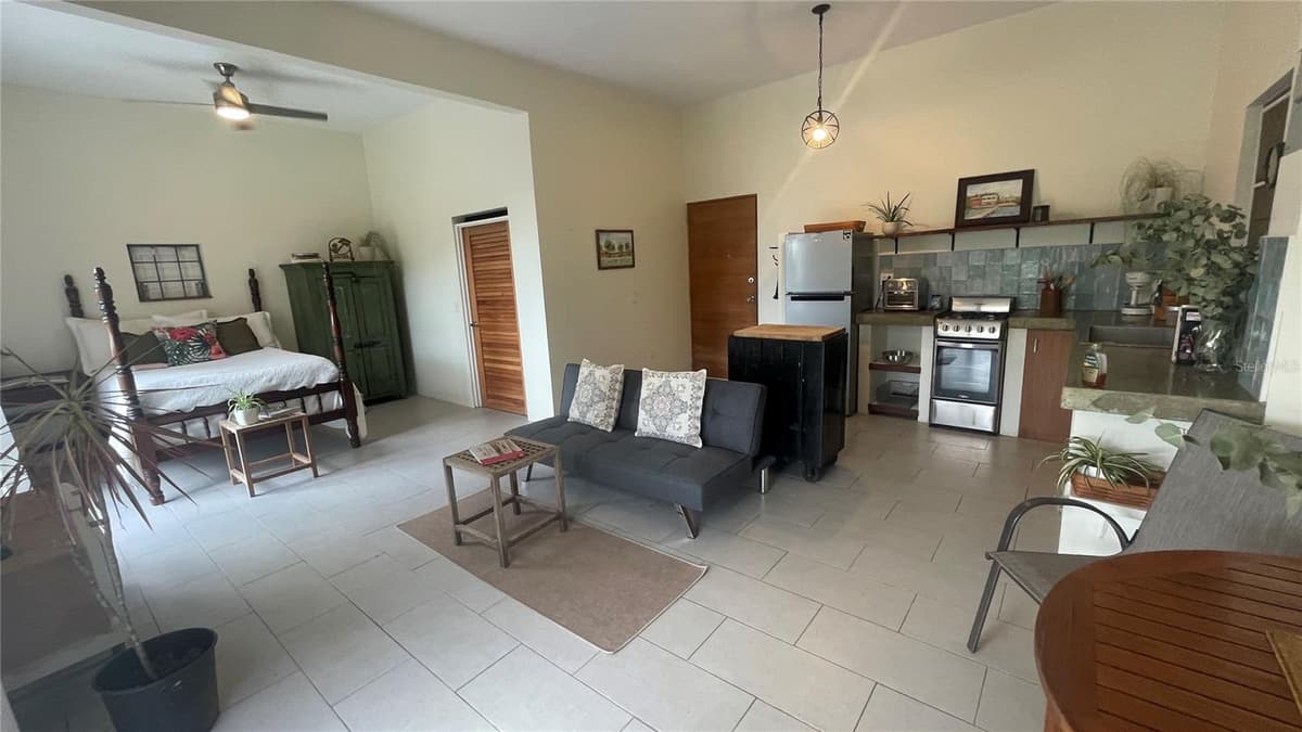311 VILLA BORINQUEN — photo 8 of 25
