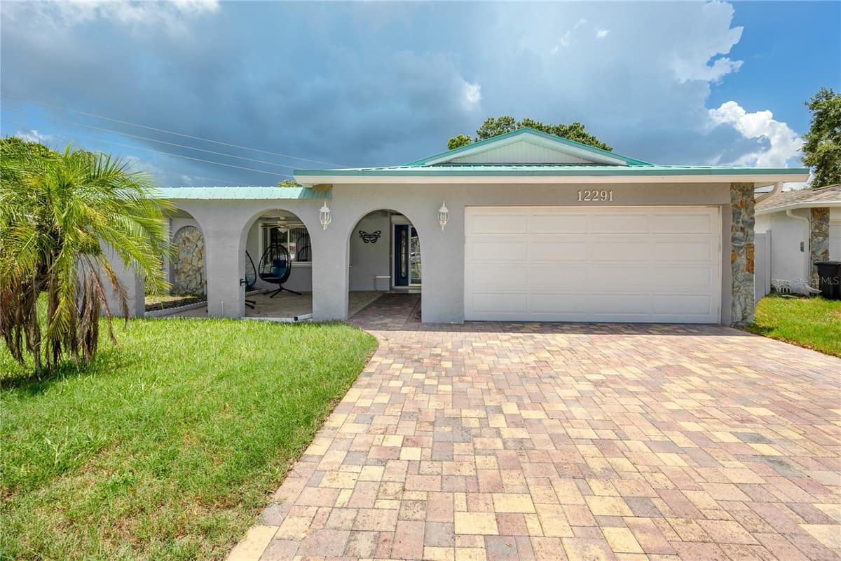 12291 MONARCH CIRCLE — photo 44 of 53