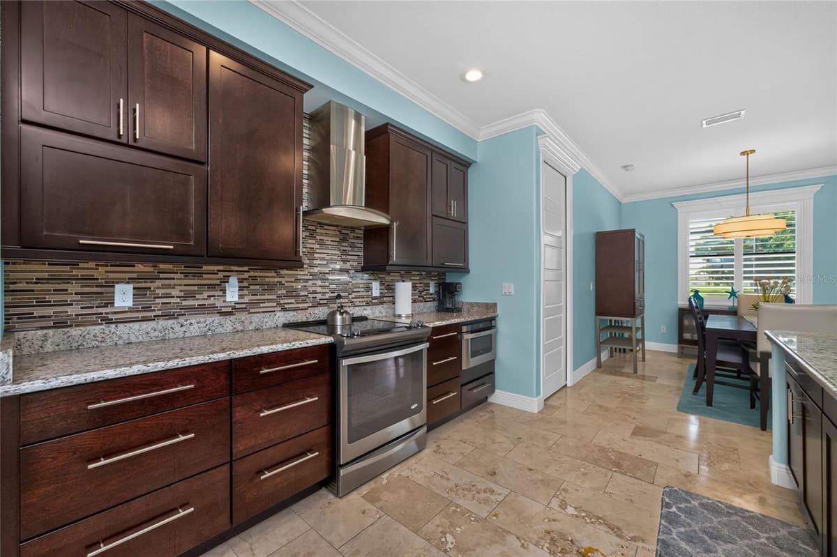 4 WHITE MARSH LANE — photo 18 of 74