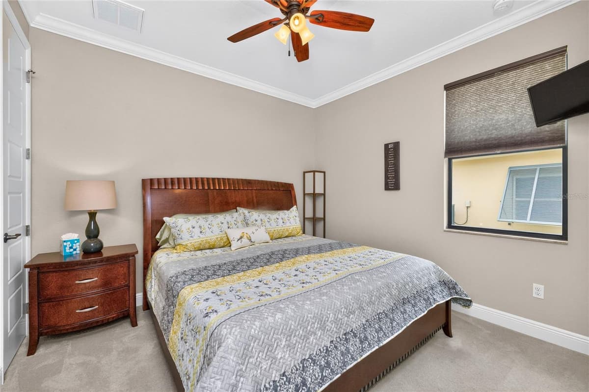 4 WHITE MARSH LANE — photo 34 of 74