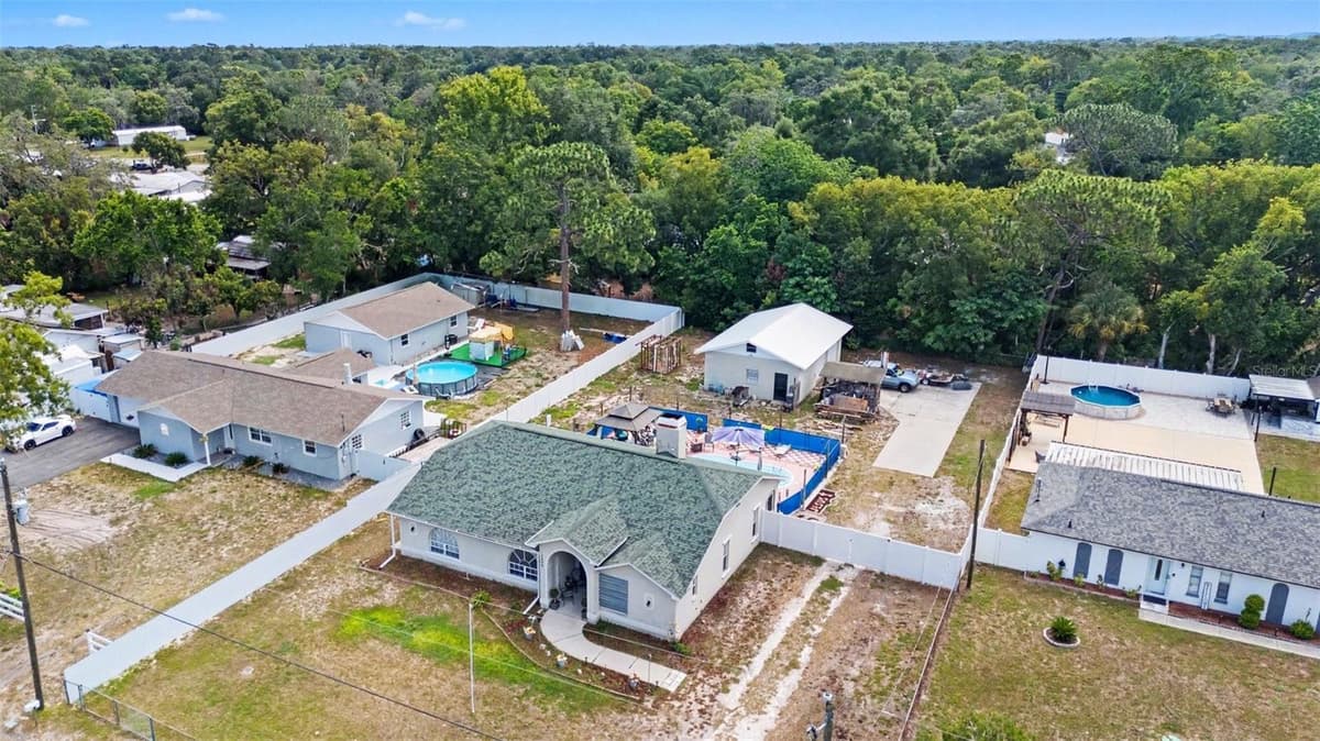 12606 LITEWOOD DR — photo 31 of 35