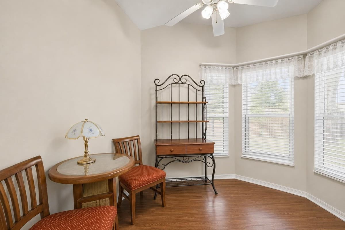12606 LITEWOOD DR — photo 7 of 35