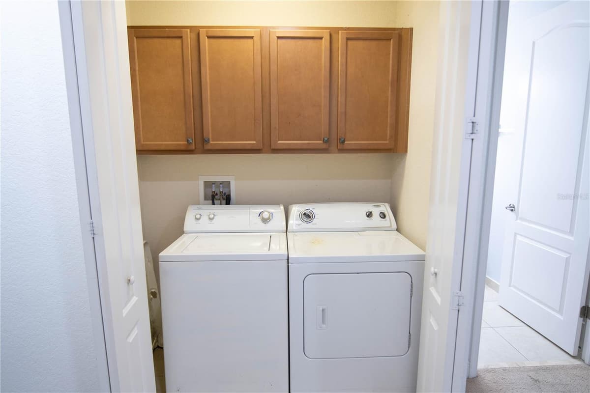 8358 KELSALL DRIVE — photo 10 of 23
