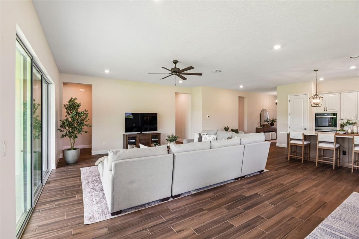 7510 ASHBROOKE PINE LOOP — photo 6 of 44