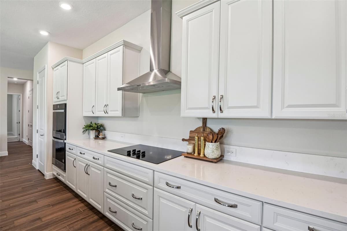 7510 ASHBROOKE PINE LOOP — photo 17 of 44