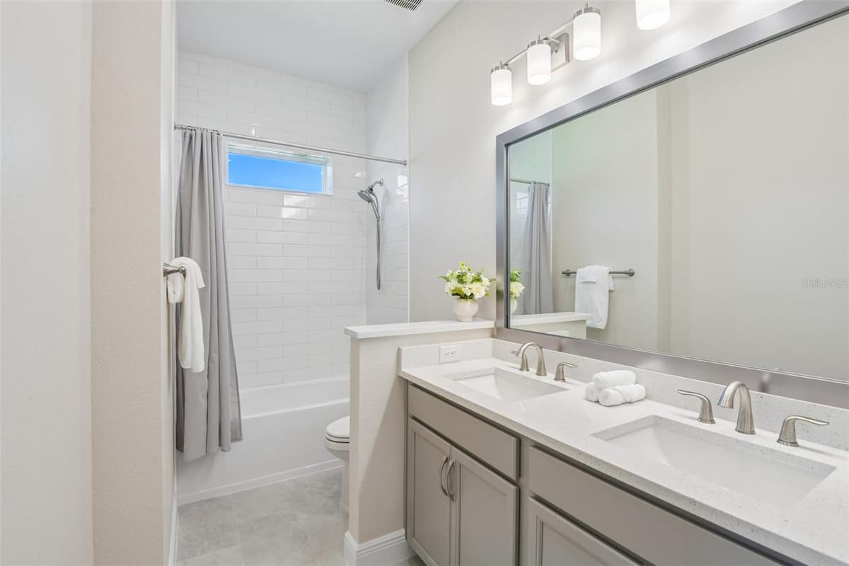 7510 ASHBROOKE PINE LOOP — photo 33 of 44