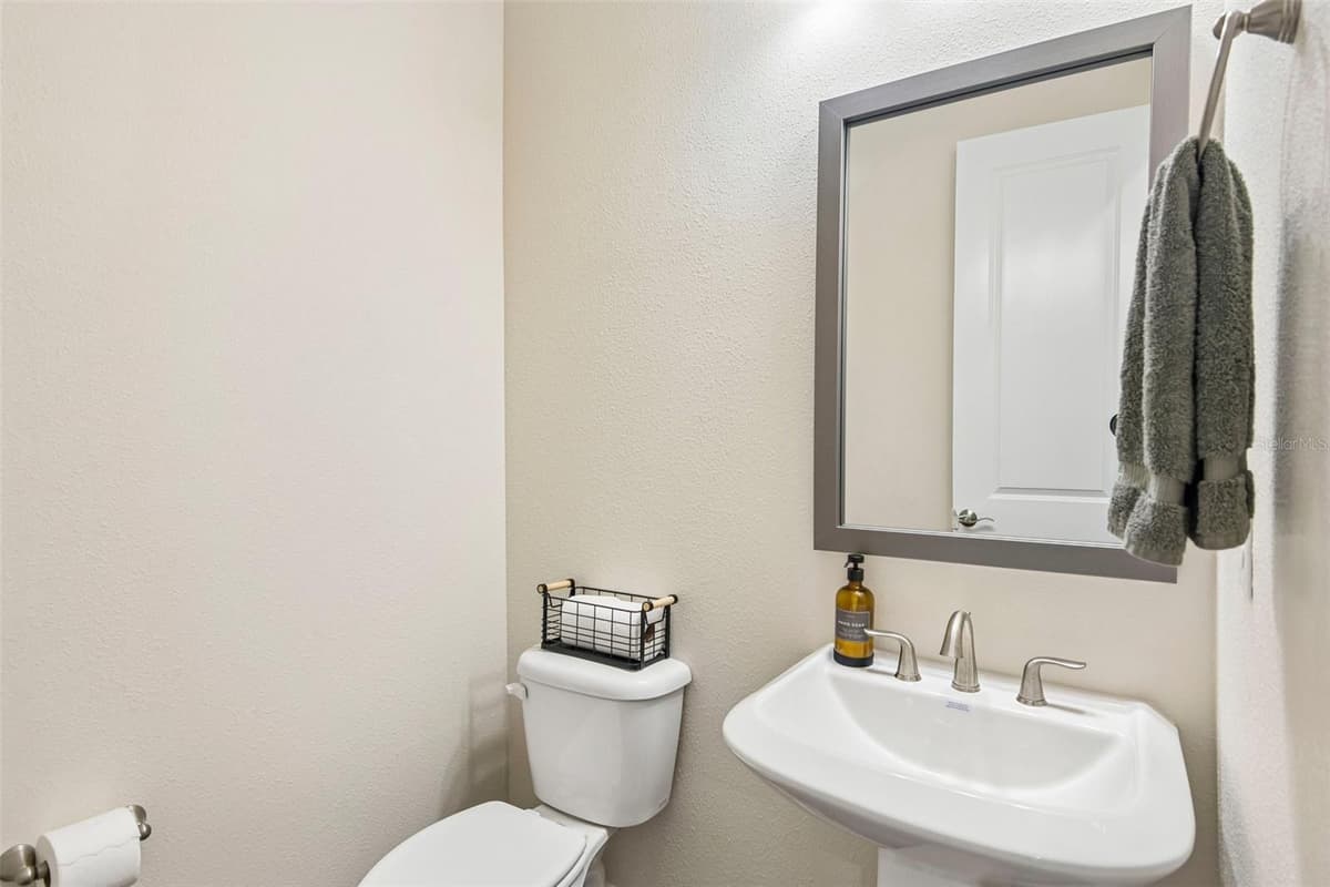 7510 ASHBROOKE PINE LOOP — photo 24 of 44