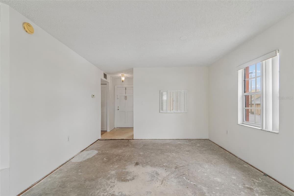 1900 68TH STREET — photo 16 of 54