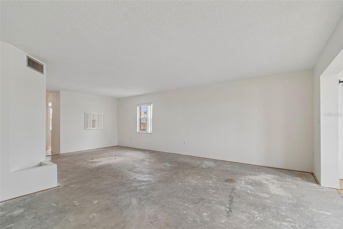 1900 68TH STREET — photo 13 of 54