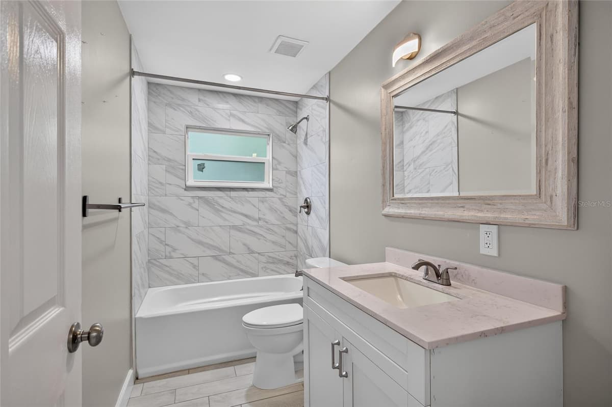 1610 LOIS AVENUE — photo 30 of 34
