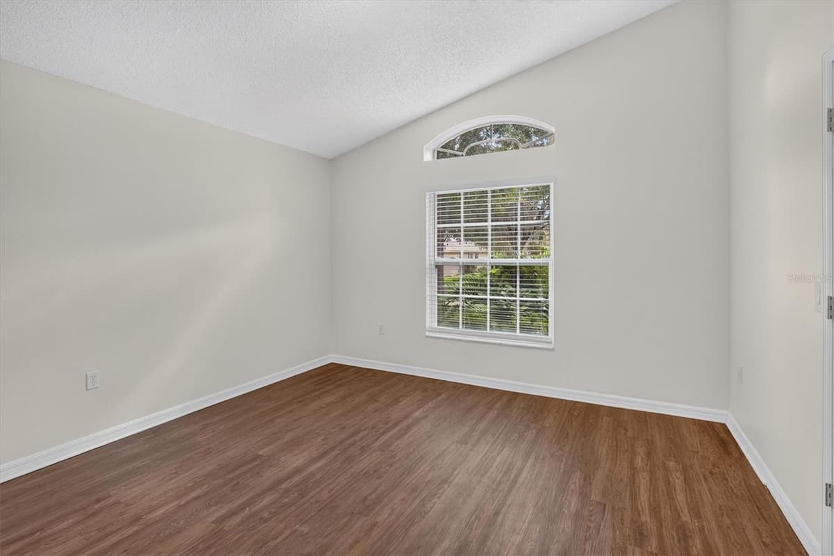30707 PGA DRIVE — photo 16 of 25