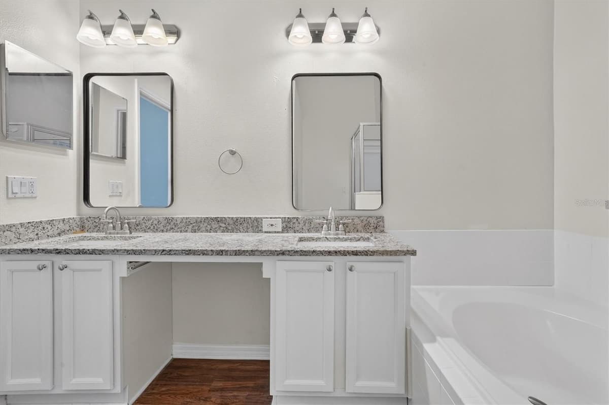 30707 PGA DRIVE — photo 13 of 25