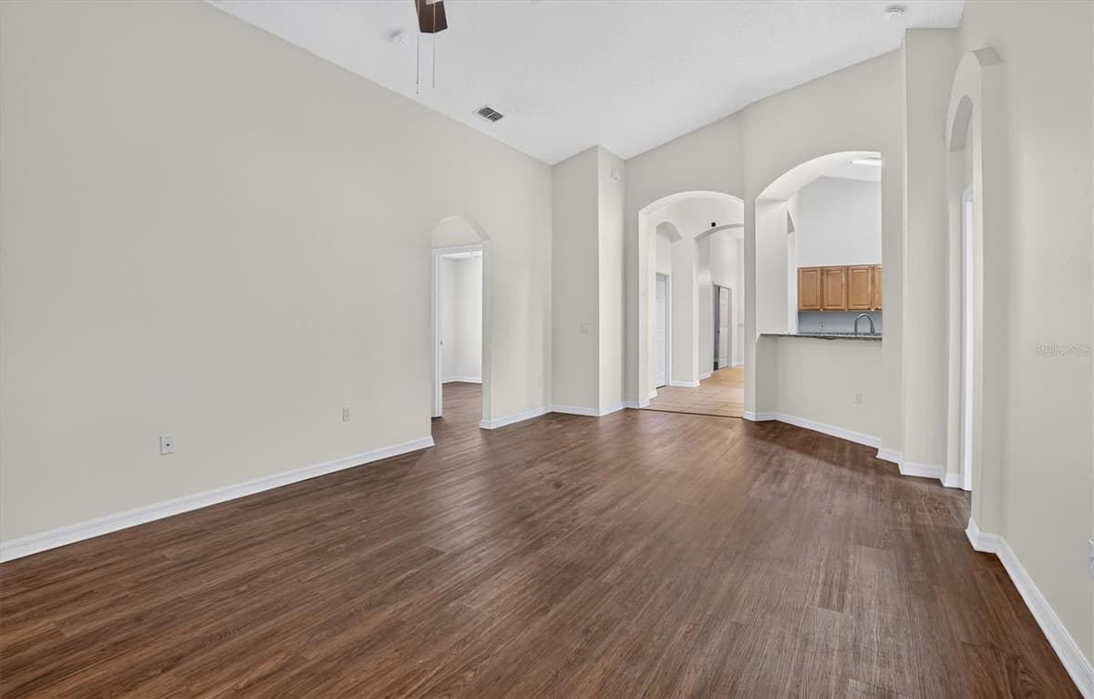 30707 PGA DRIVE — photo 6 of 25