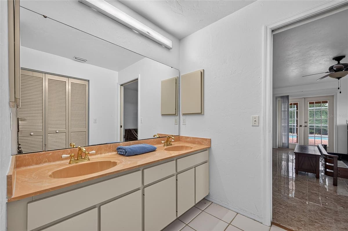 105 JACARANDA BOULEVARD — photo 16 of 99
