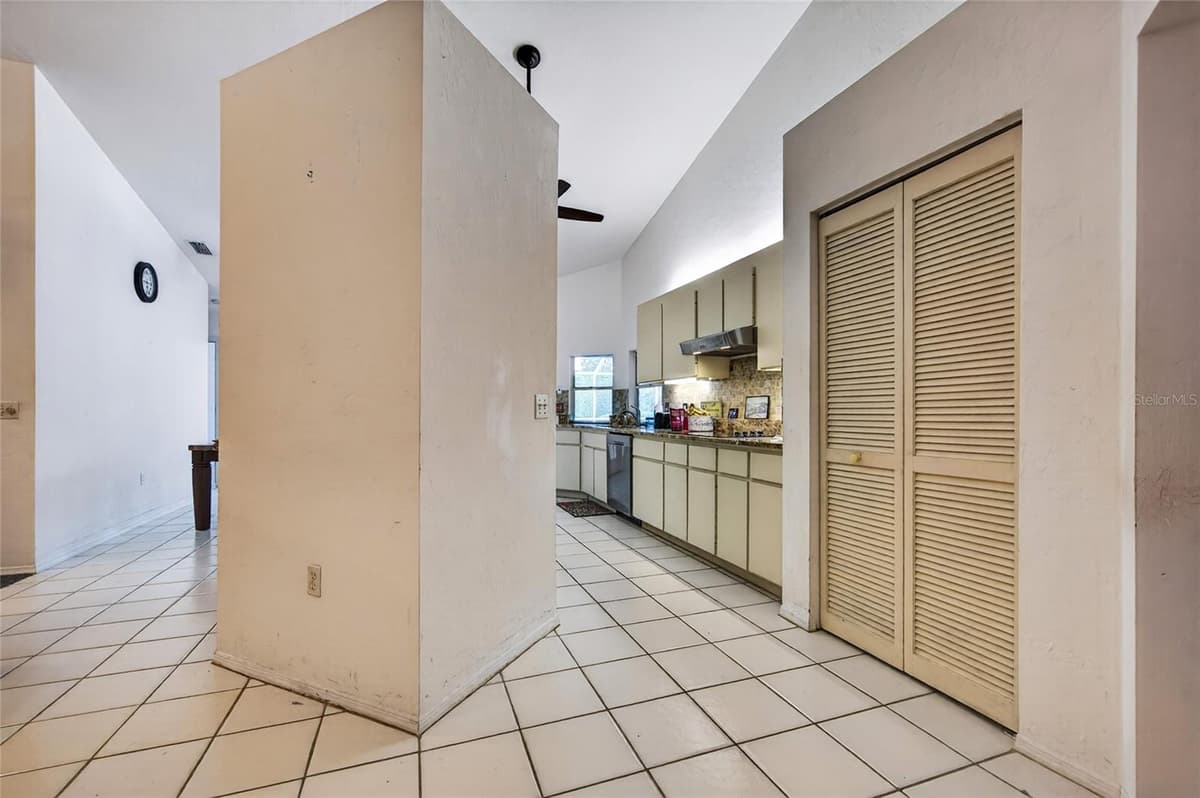 105 JACARANDA BOULEVARD — photo 24 of 99