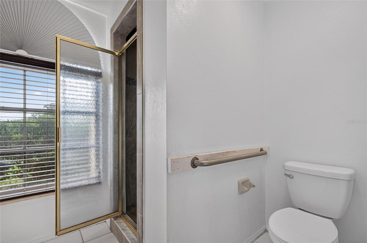 105 JACARANDA BOULEVARD — photo 18 of 99