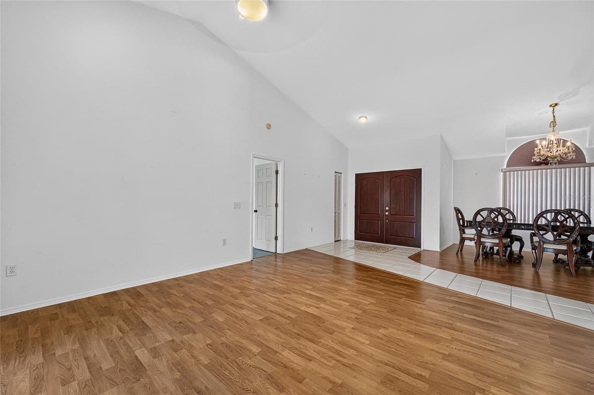 105 JACARANDA BOULEVARD — photo 10 of 99