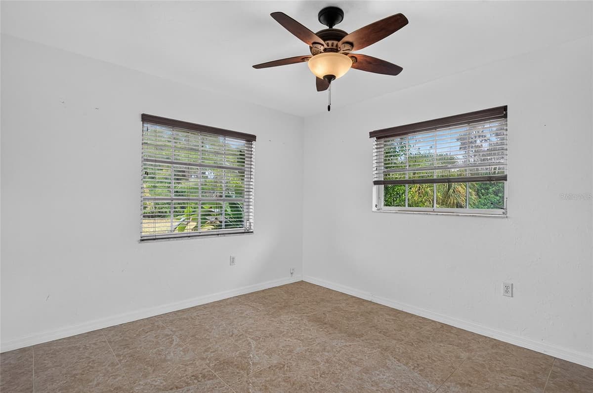 105 JACARANDA BOULEVARD — photo 38 of 99