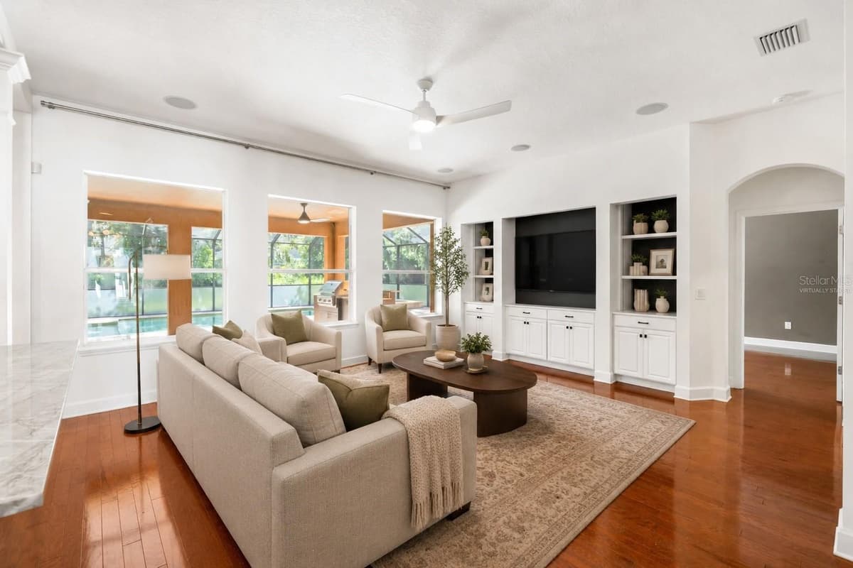 15910 TERNGLADE DRIVE — photo 15 of 98