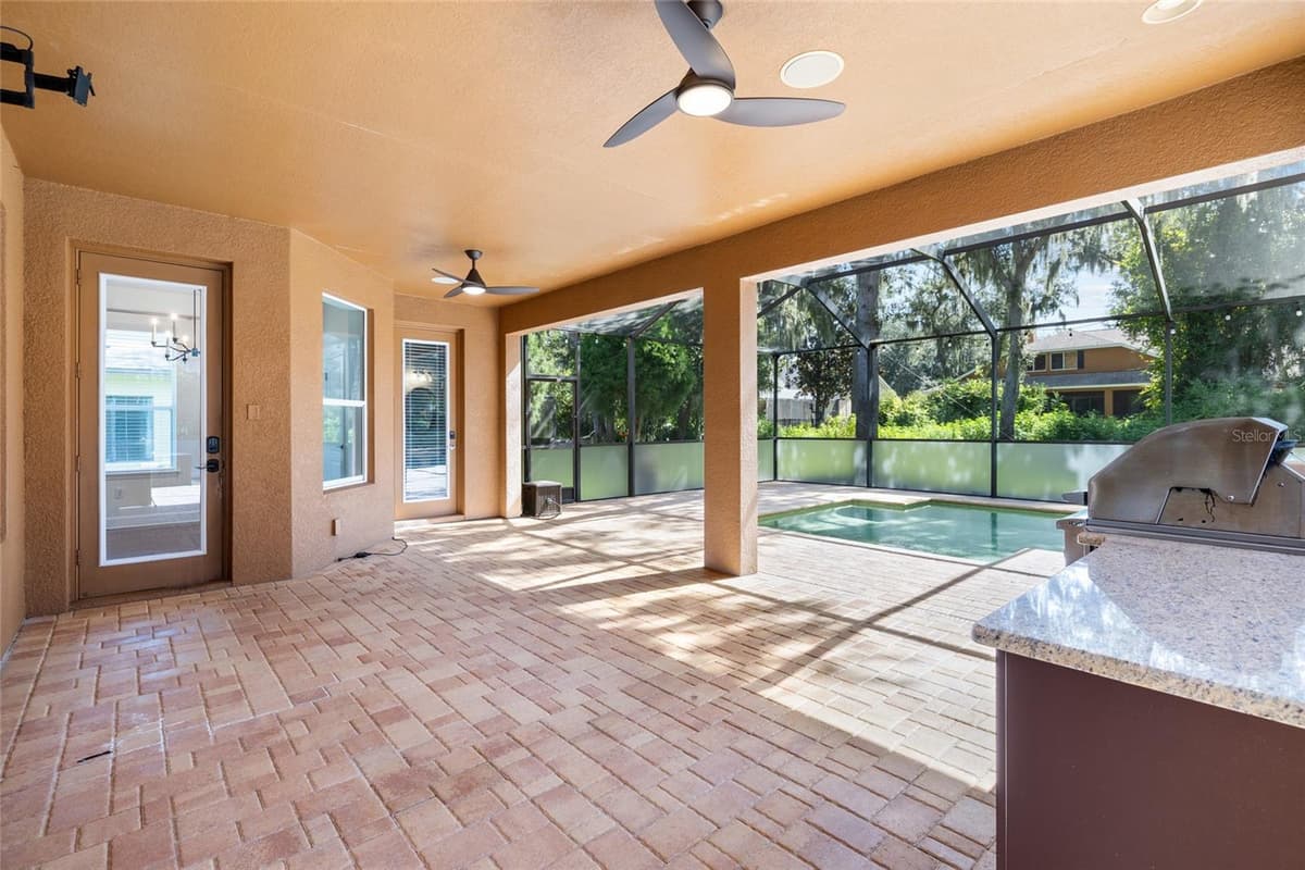 15910 TERNGLADE DRIVE — photo 61 of 98