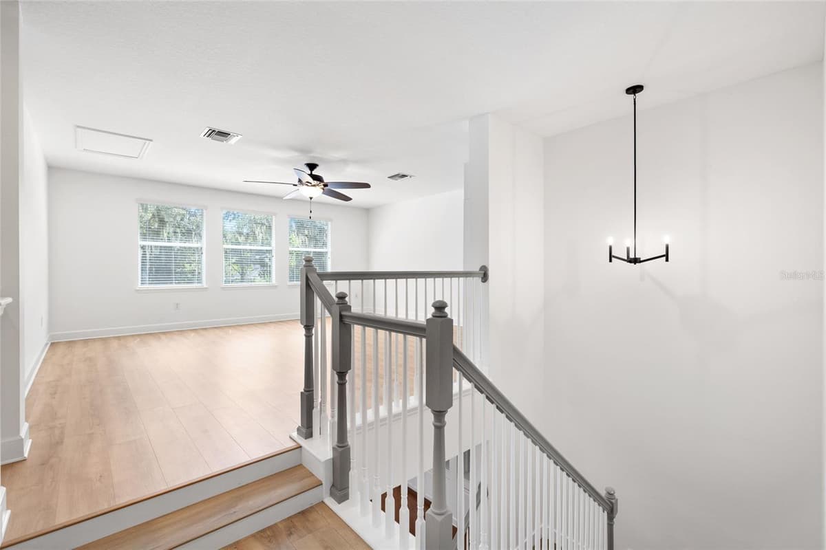 15910 TERNGLADE DRIVE — photo 41 of 98