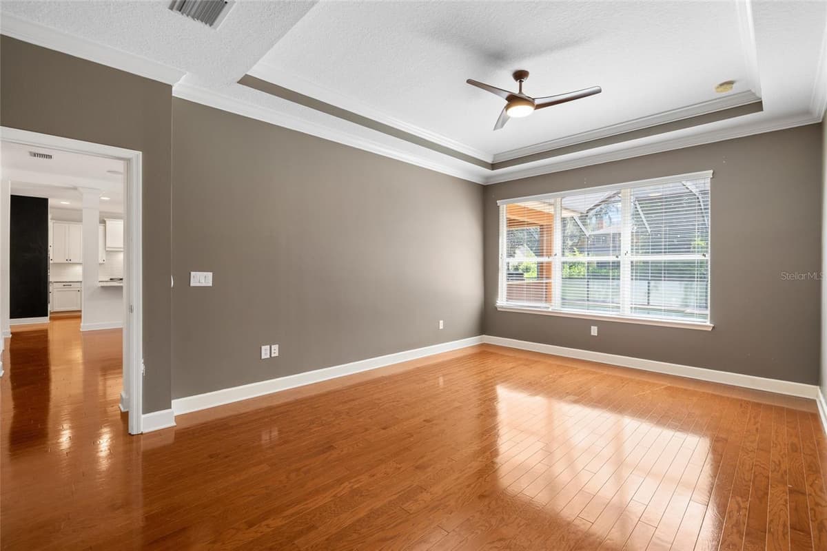 15910 TERNGLADE DRIVE — photo 34 of 98