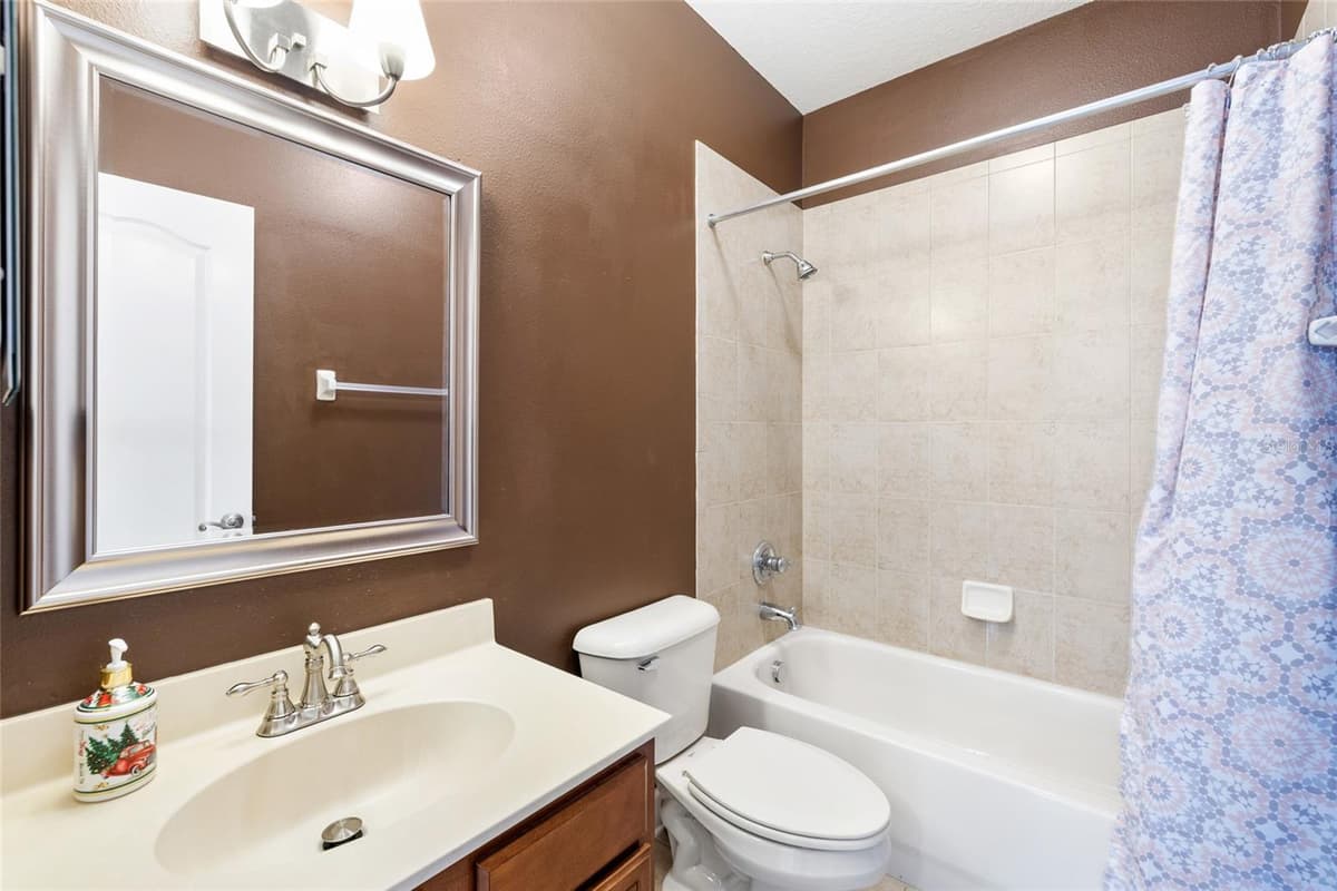 15910 TERNGLADE DRIVE — photo 56 of 98