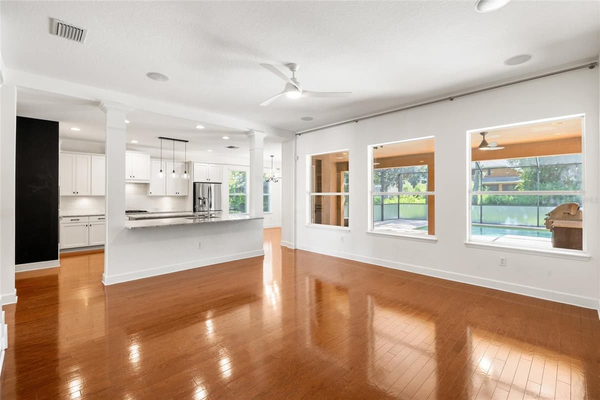15910 TERNGLADE DRIVE — photo 16 of 98