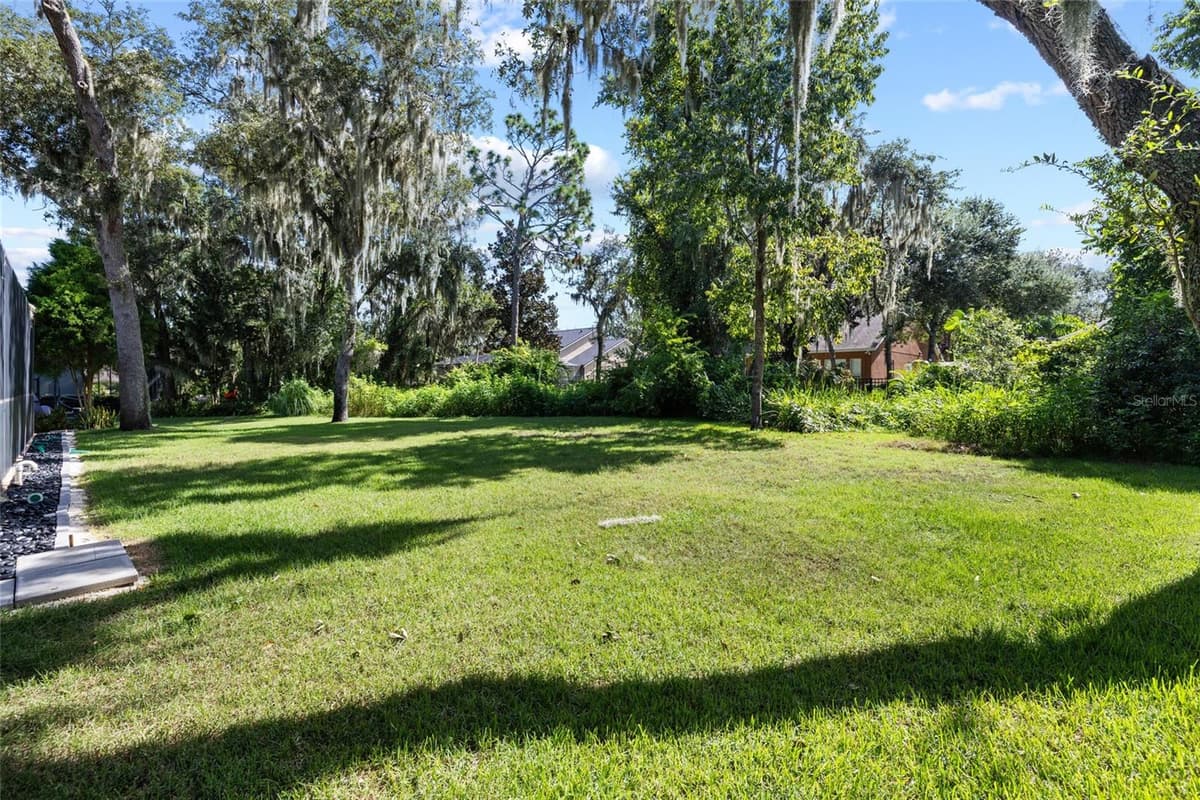 15910 TERNGLADE DRIVE — photo 70 of 98