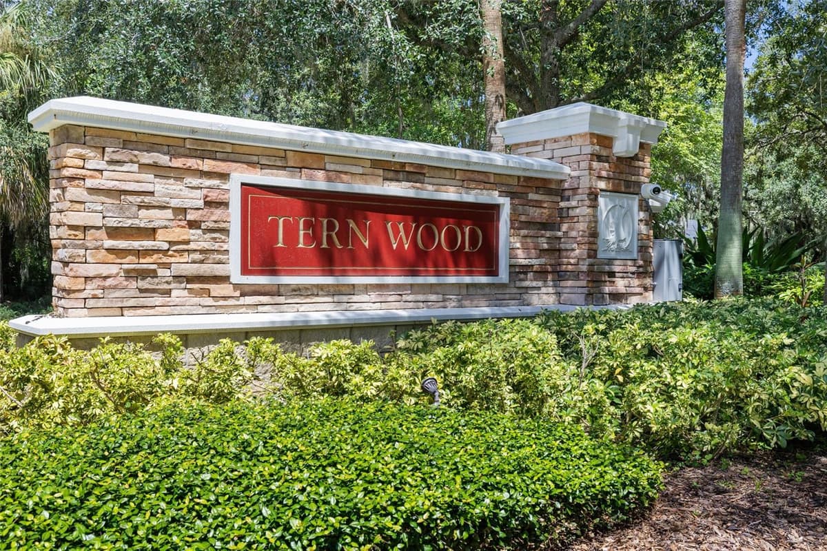 15910 TERNGLADE DRIVE — photo 75 of 98